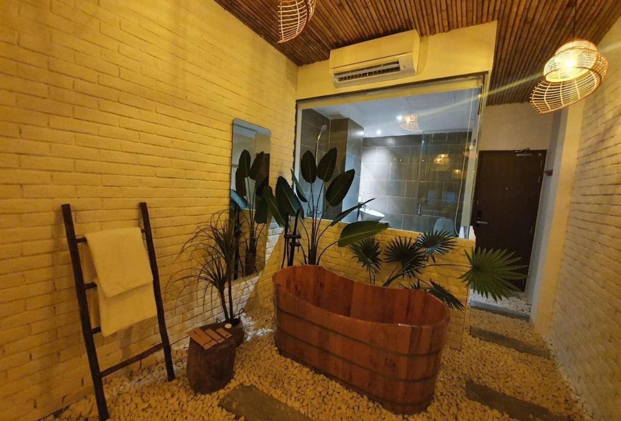 Language Exchange Hotel 3 Ho-Chi-Minh-Stadt Exterior foto